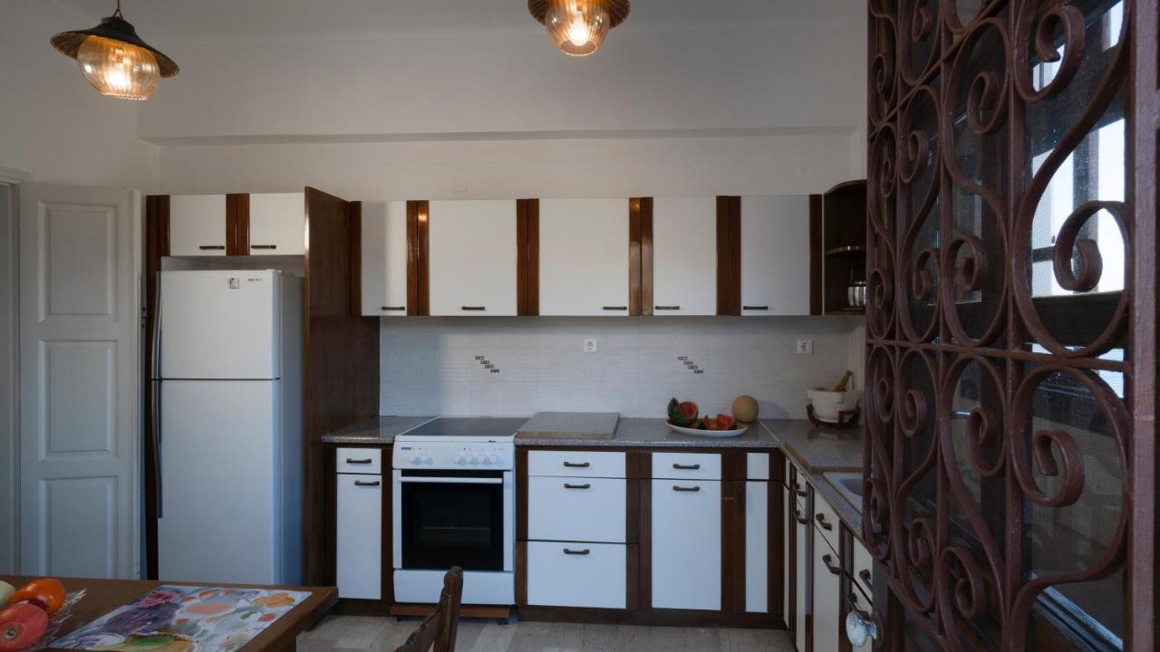 Ivi Beach Front Villa, Leros Vromolithos Exterior photo